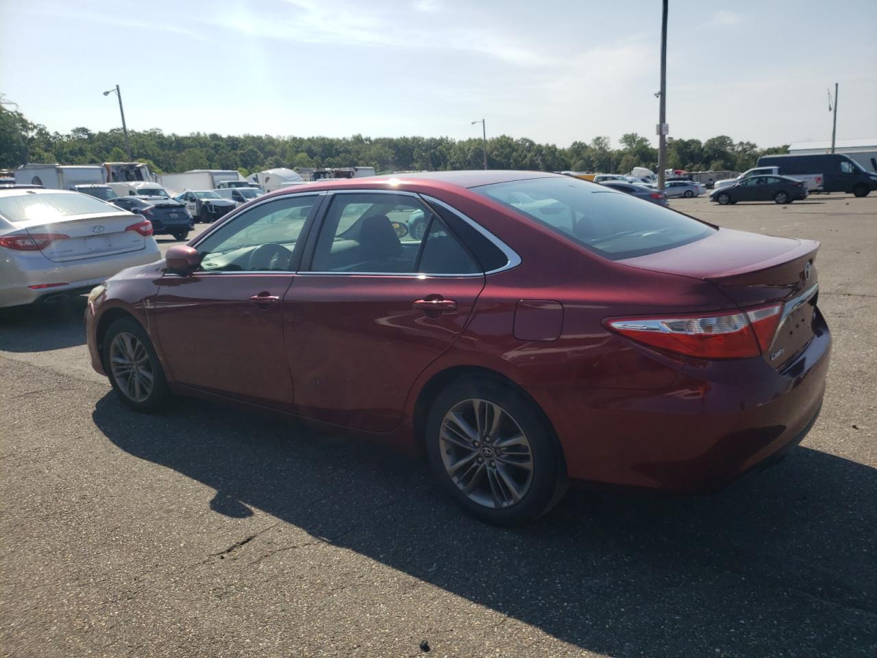 TOYOTA CAMRY LE