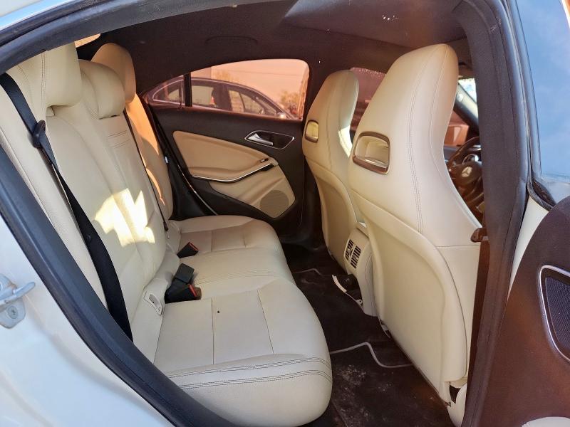 2015 MERCEDES-BENZ CLA 250 WDDSJ4EB4FN258868