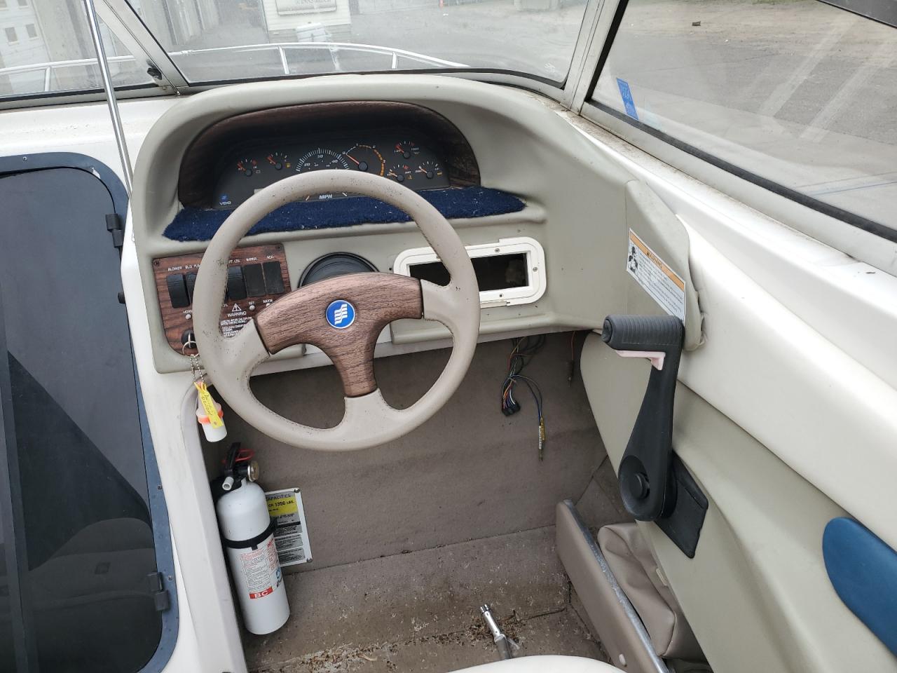 Lot #3215918805 1998 FOUR WINNS BOAT