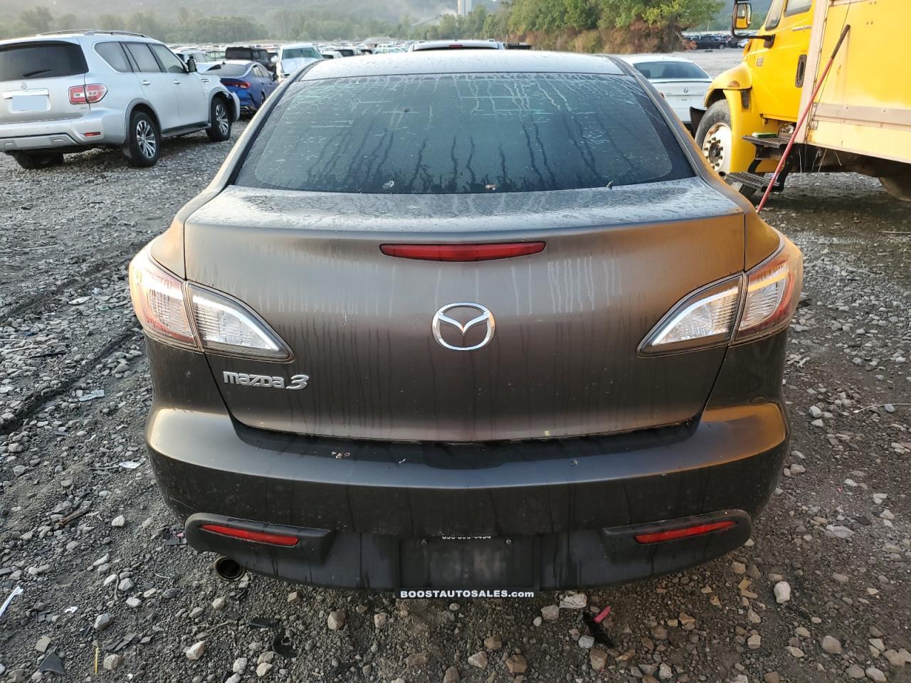 MAZDA 3 I