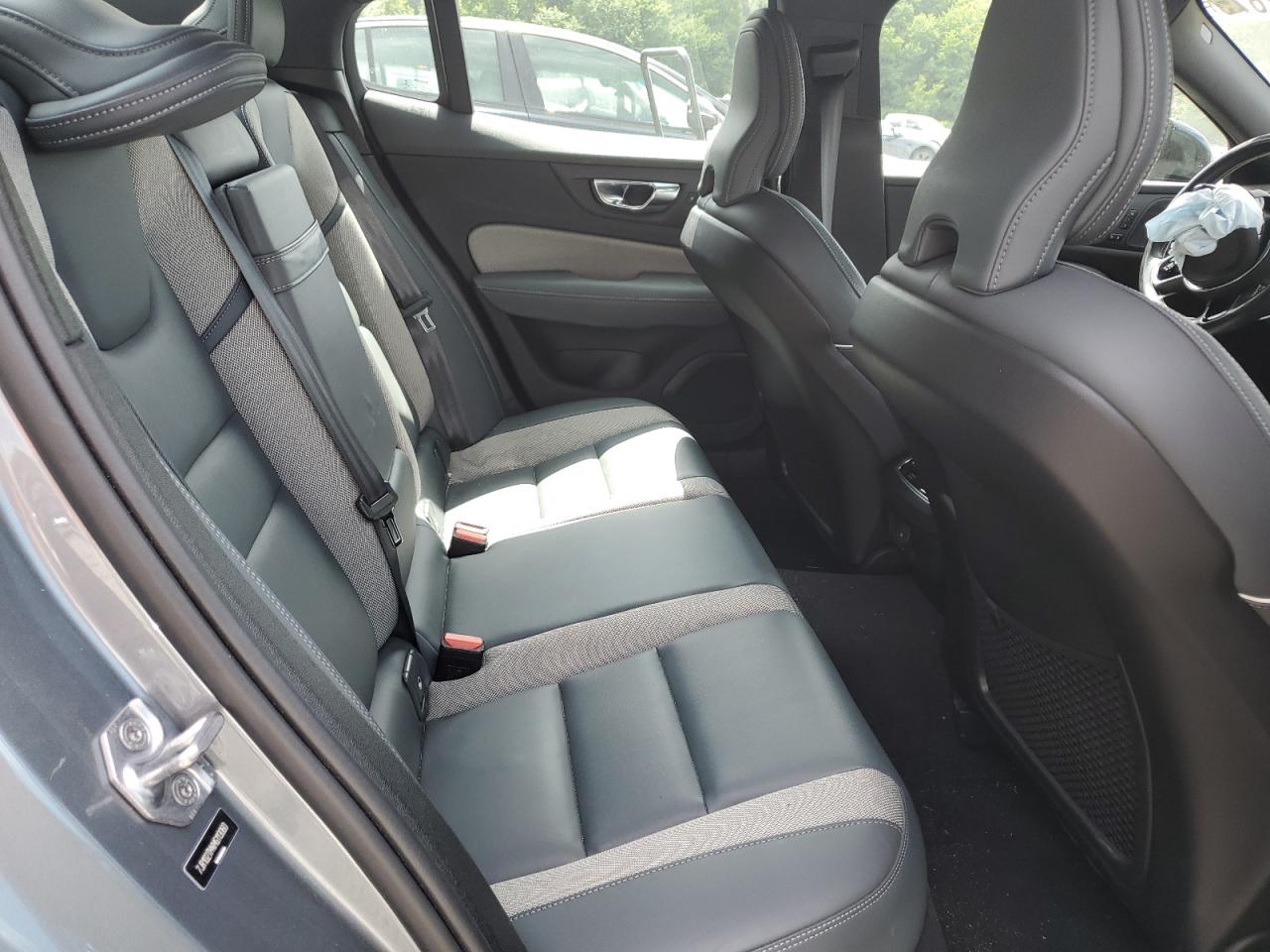 VOLVO S60 T5 R-DESIGN