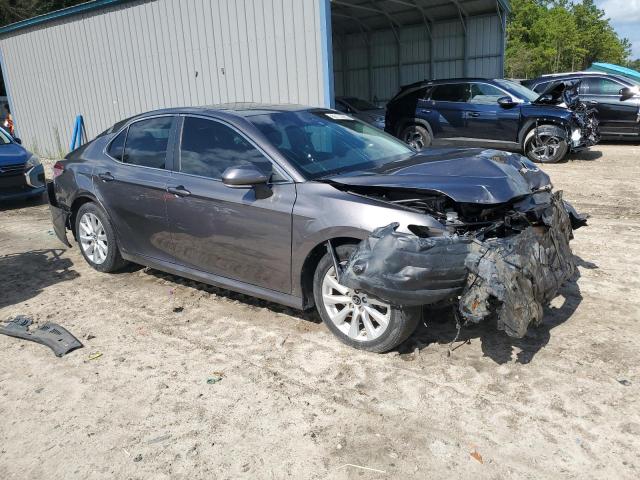 2018 TOYOTA CAMRY L 4T1B11HK2JU140431