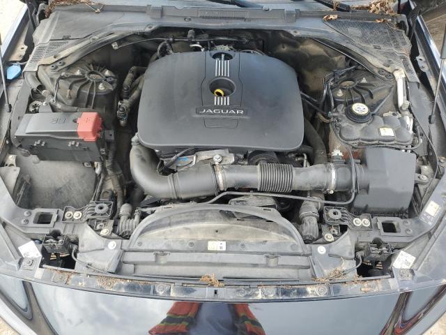 2017 JAGUAR XE SAJAR4BG7HA976148