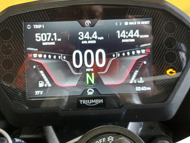 2025 TRIUMPH MOTORCYCLE STREET TRI SMTA614K3STCH0586