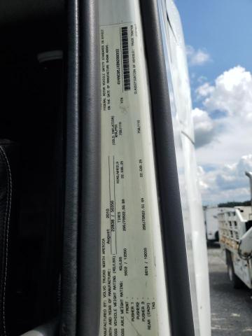 2011 VOLVO VN VNL - 4V4NC9EJXBN299302