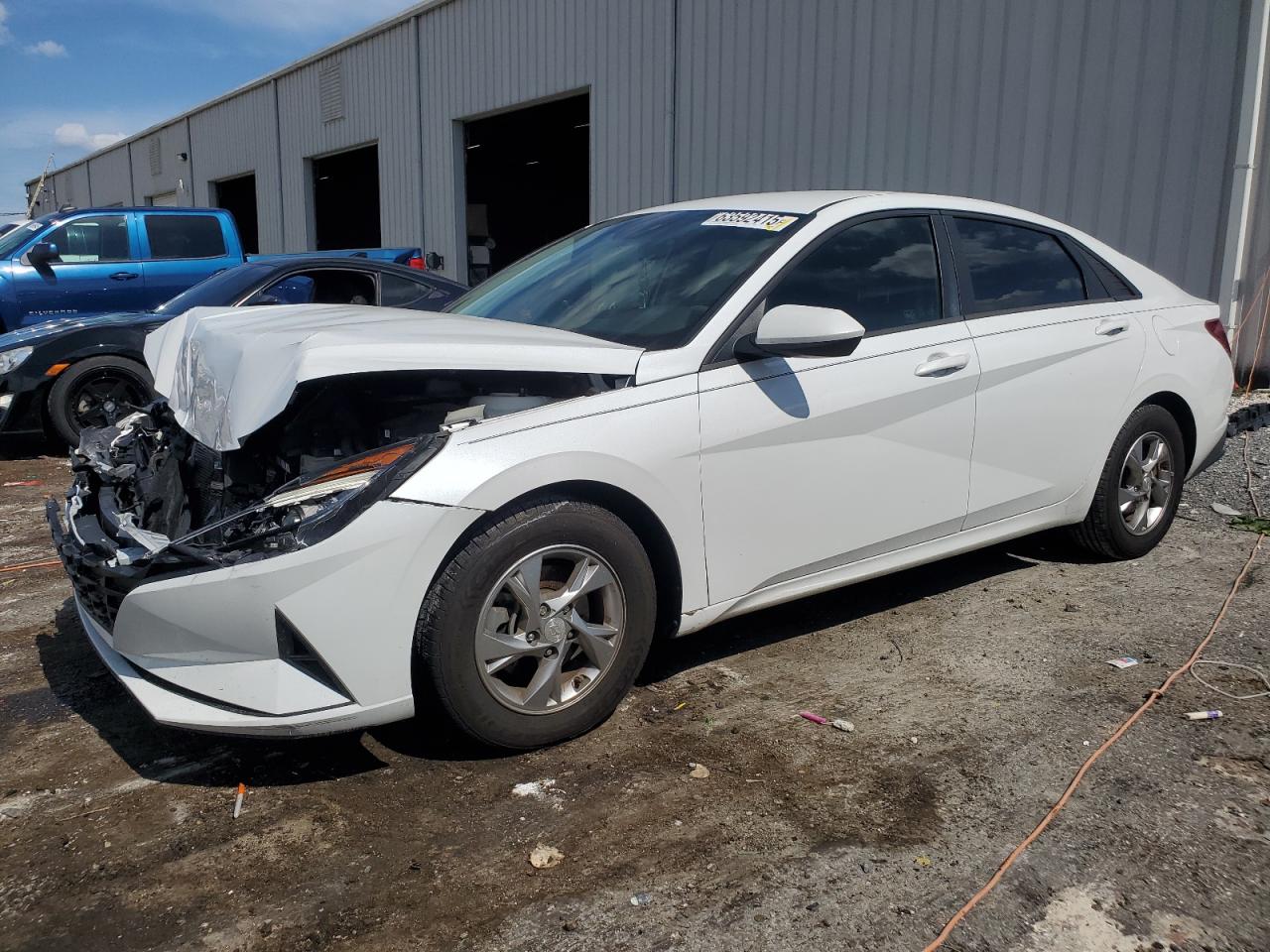 HYUNDAI ELANTRA SE