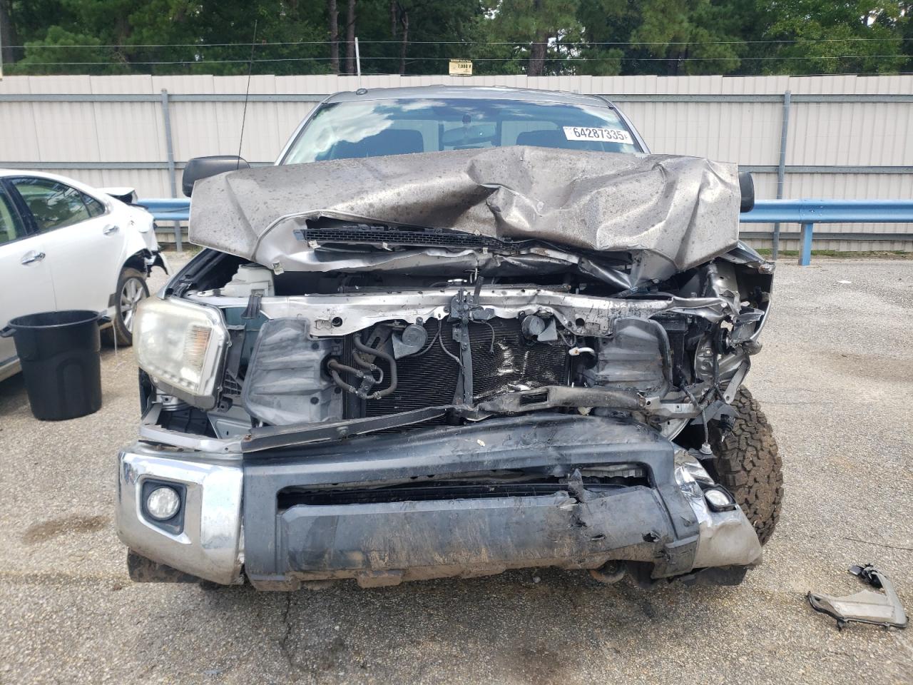 TOYOTA TUNDRA DOUBLE CAB SR