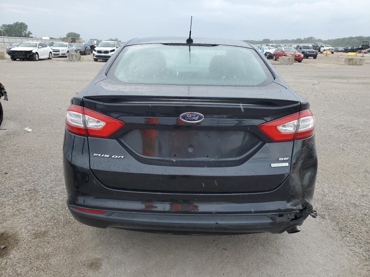 FORD FUSION SE