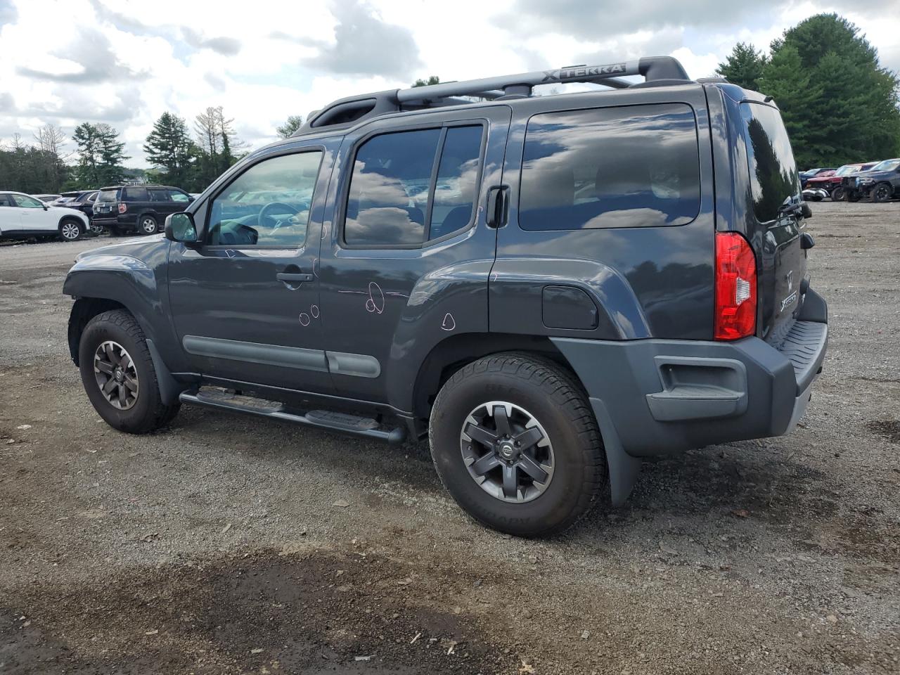 NISSAN XTERRA X