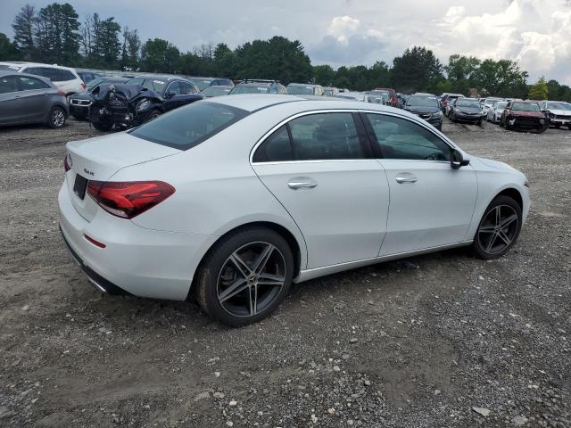 2019 MERCEDES-BENZ A 220 4MAT WDD3G4FB3KW019267