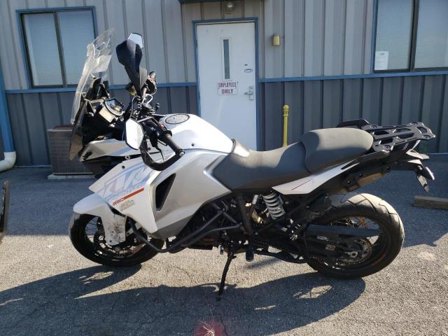 2015 KTM 1290 SUPER VBKV59403FM922798