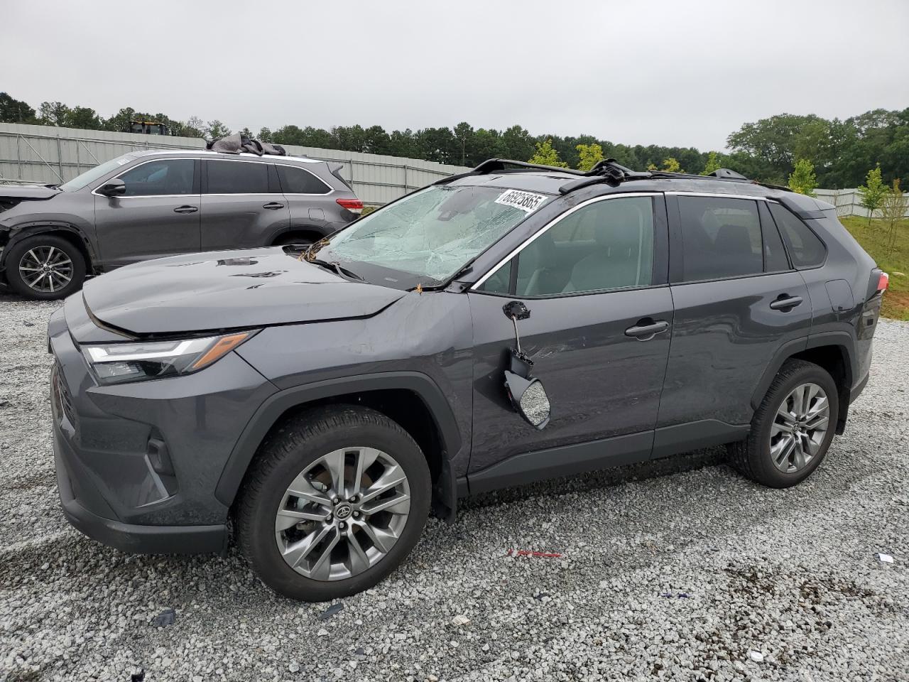 TOYOTA RAV4 XLE PREMIUM