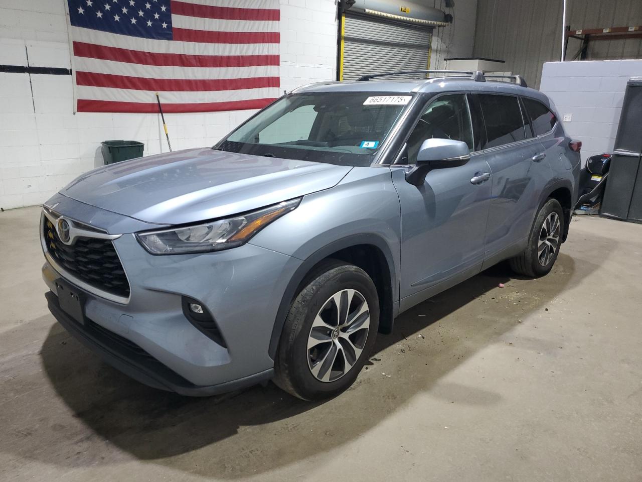 TOYOTA HIGHLANDER XLE