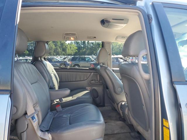 2010 TOYOTA SIENNA XLE - 5TDYK4CC7AS328928
