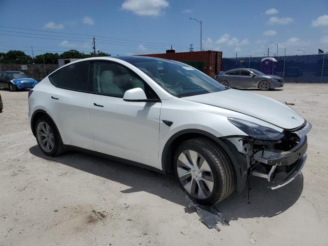 2024 TESLA MODEL Y 7SAYGDED3RF046831