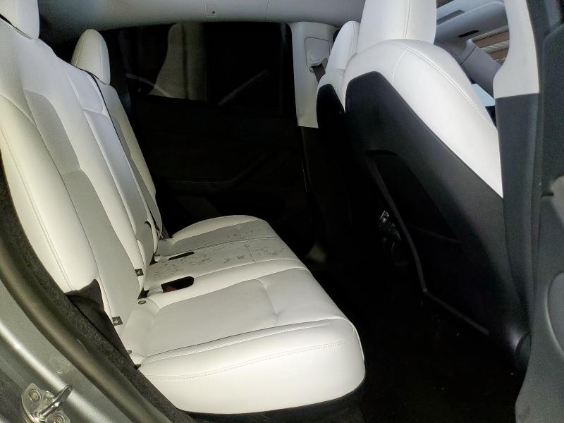 2025 TESLA MODEL Y 7SAYGDEF2SA341696