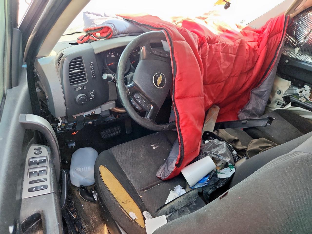 CHEVROLET SILVERADO C1500 LS