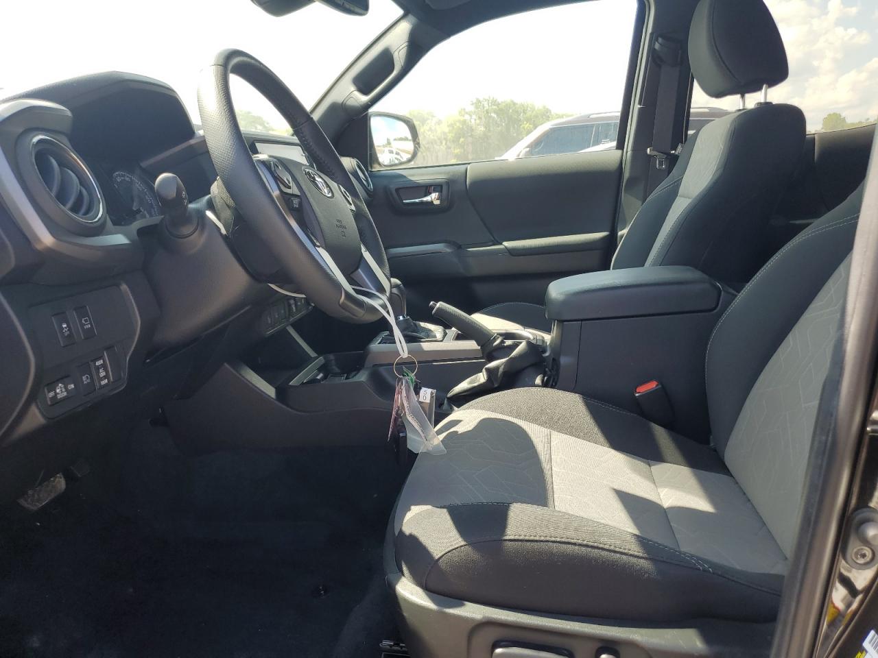 TOYOTA TACOMA DOUBLE CAB