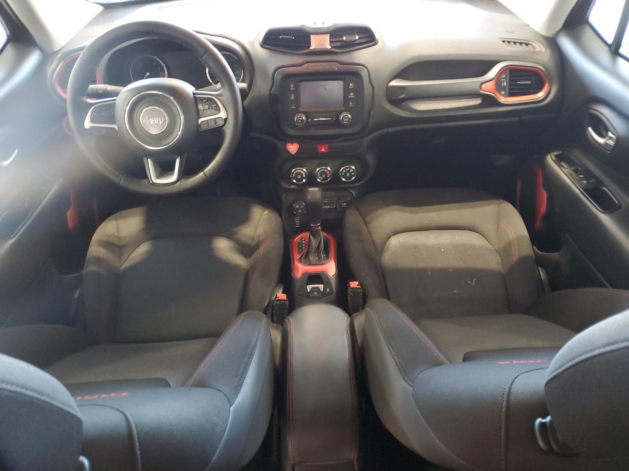 JEEP RENEGADE TRAILHAWK