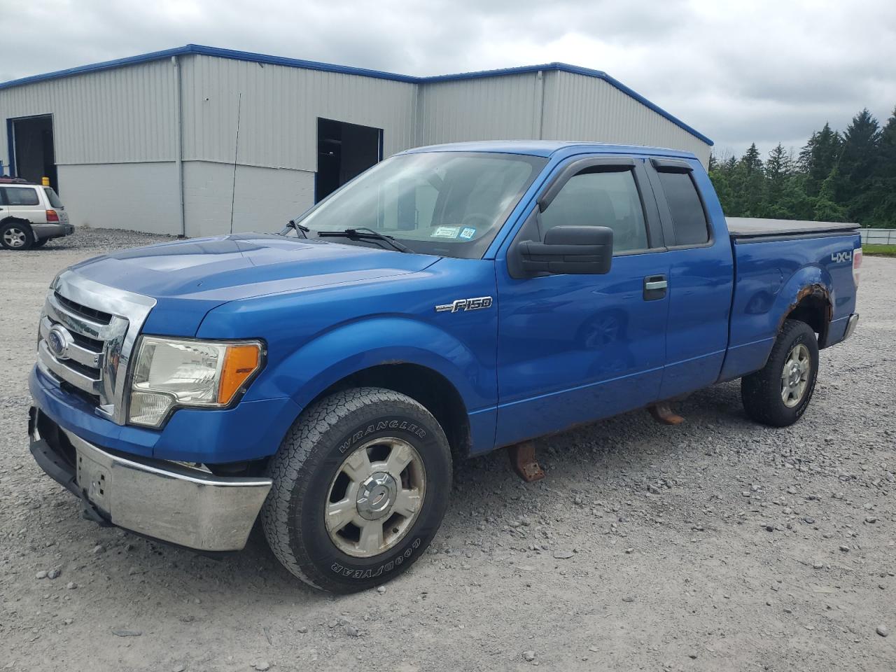 FORD F-150 SUPER CAB