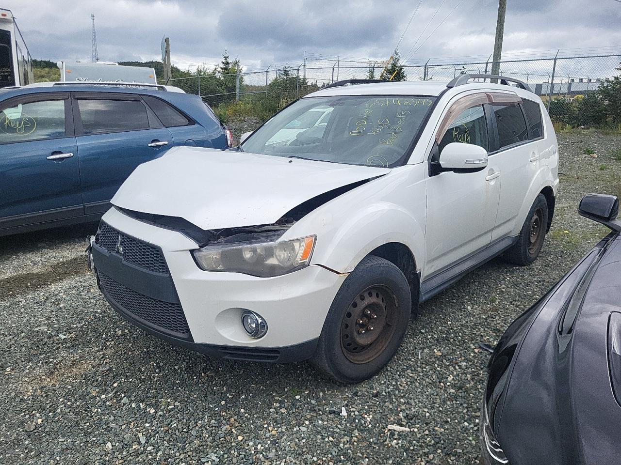 MITSUBISHI OUTLANDER XLS