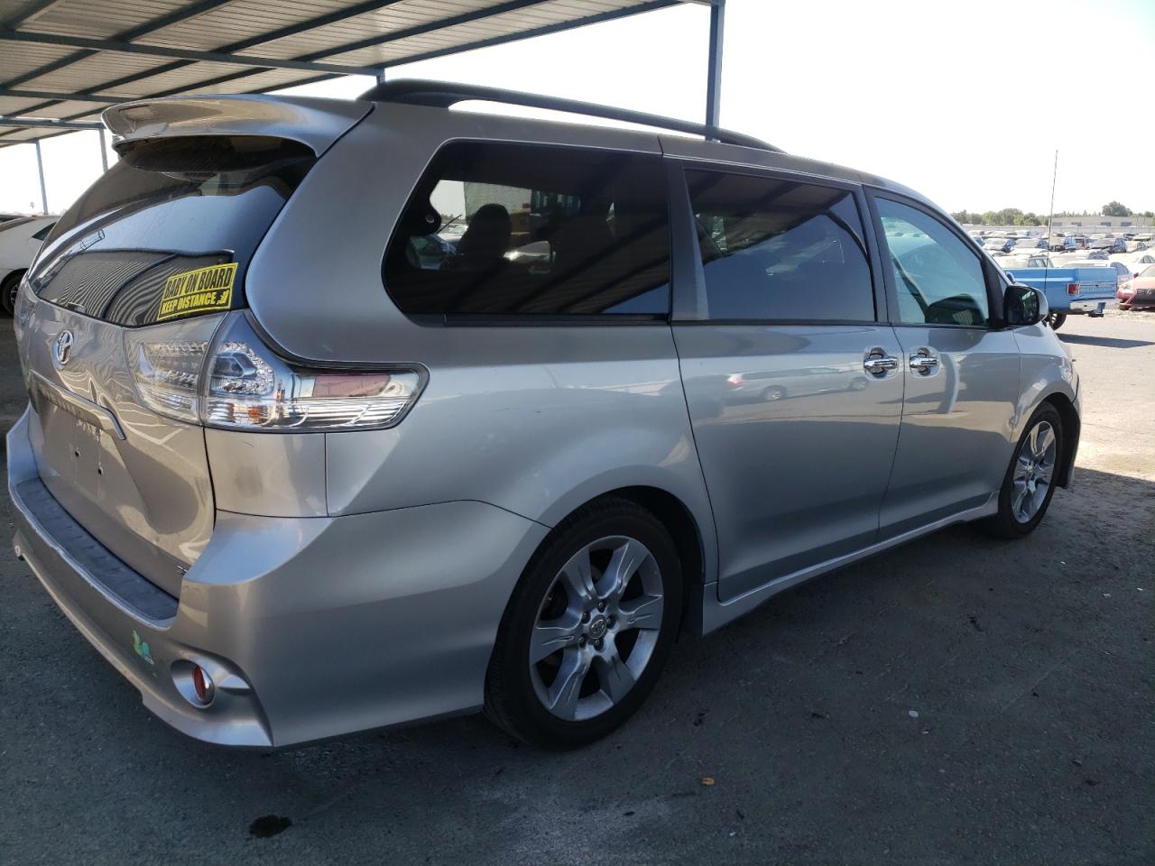 TOYOTA SIENNA SPORT