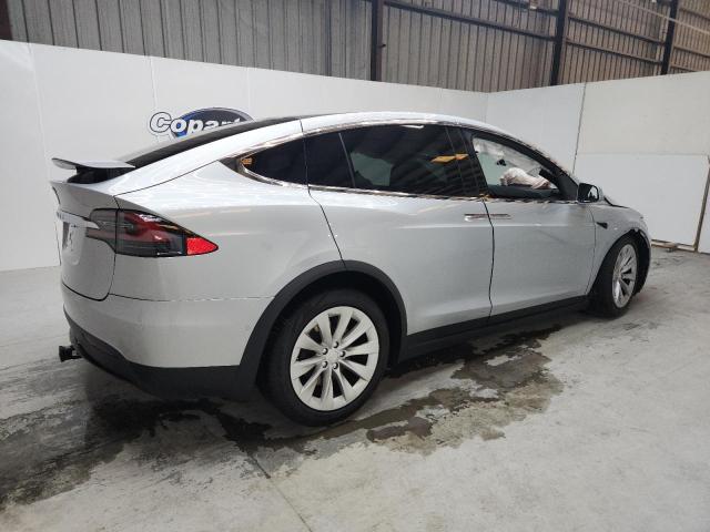 2017 TESLA MODEL X 5YJXCDE22HF049592