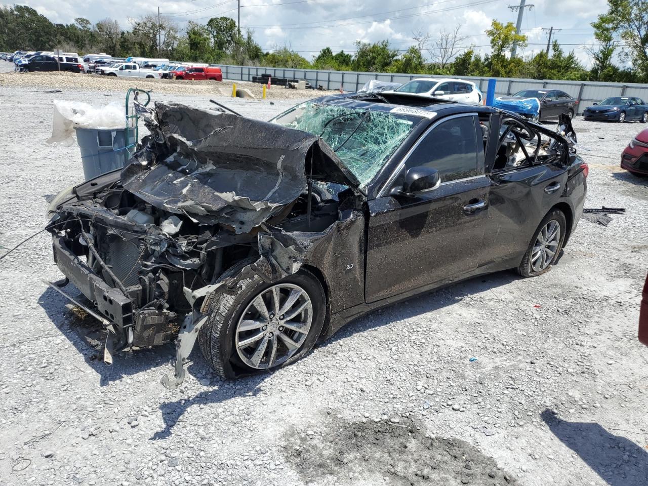 INFINITI Q50 BASE