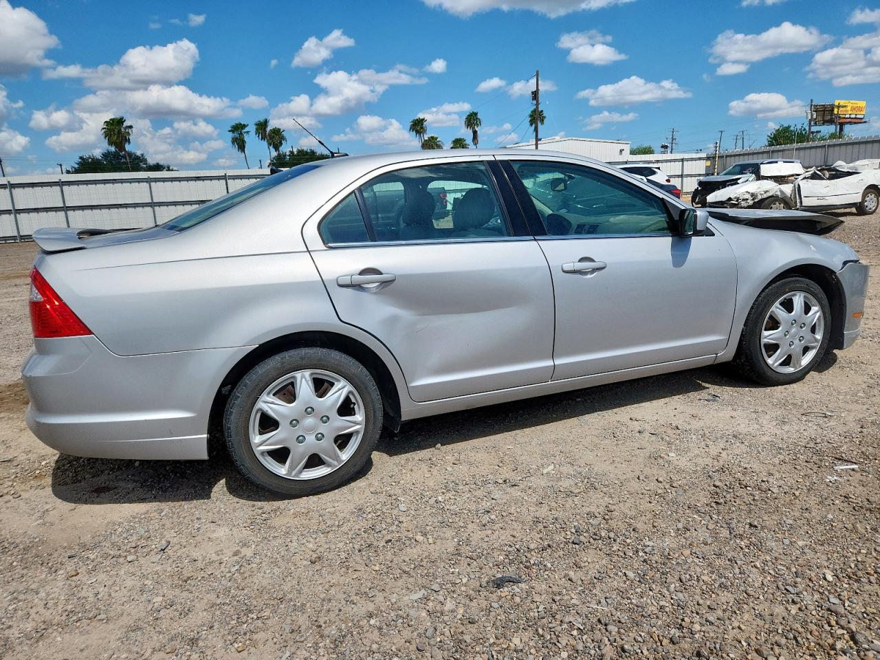 FORD FUSION SE