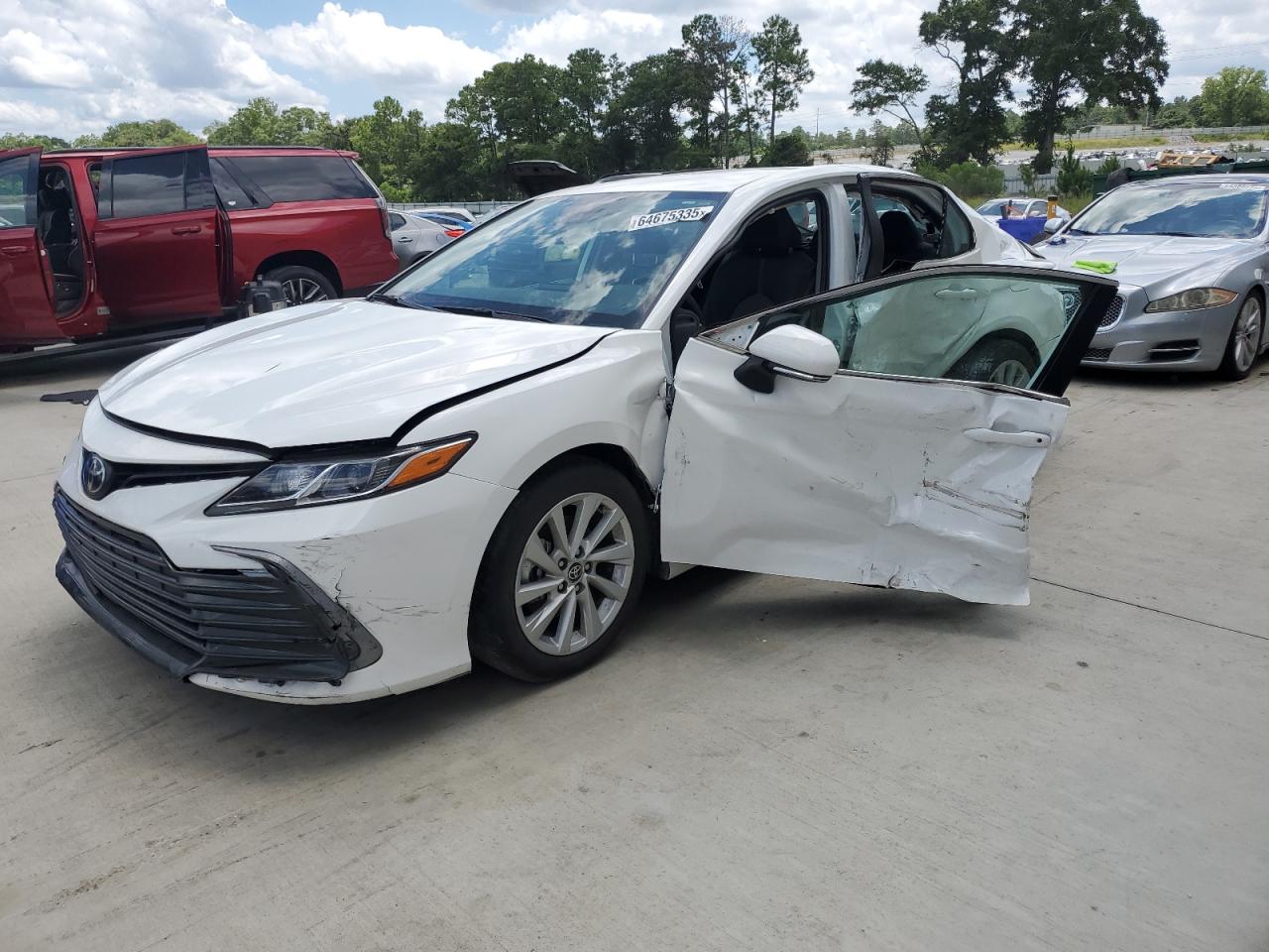 TOYOTA CAMRY LE