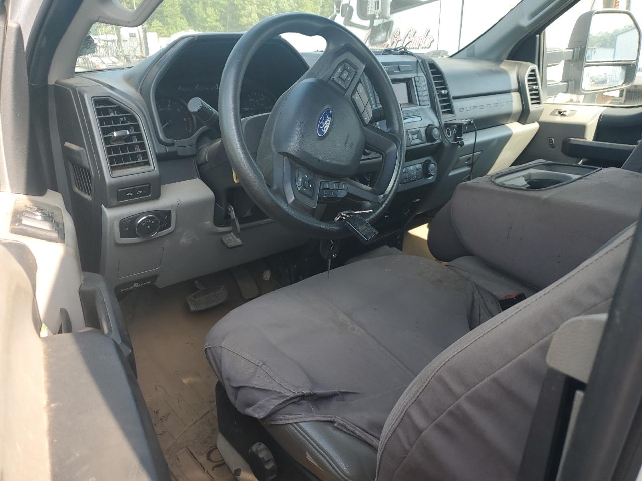 FORD F-350 SUPER DUTY