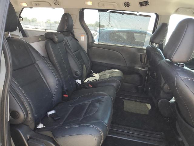 2017 TOYOTA SIENNA SE 5TDXZ3DC7HS885008
