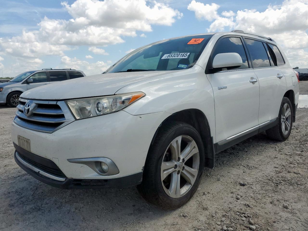 TOYOTA HIGHLANDER LIMITED