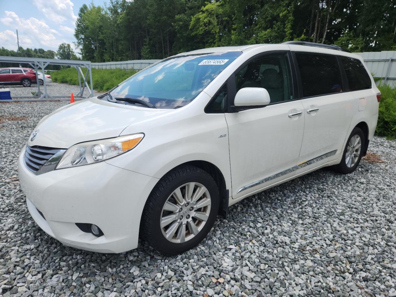 TOYOTA SIENNA XLE