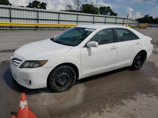 TOYOTA CAMRY BASE