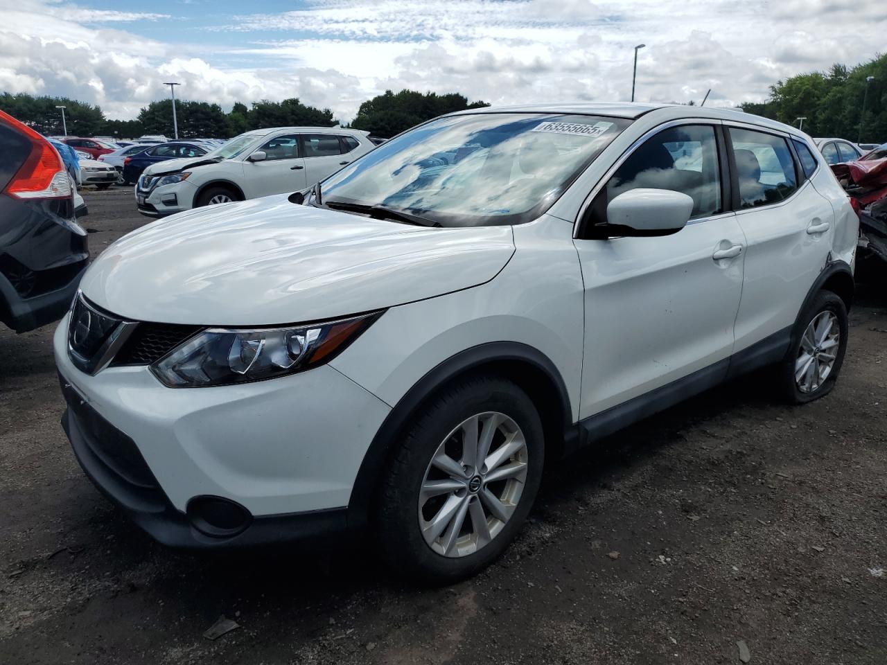 NISSAN ROGUE SPORT S