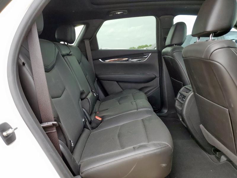 2021 CADILLAC XT5 PREMIU 1GYKNDR40MZ224033
