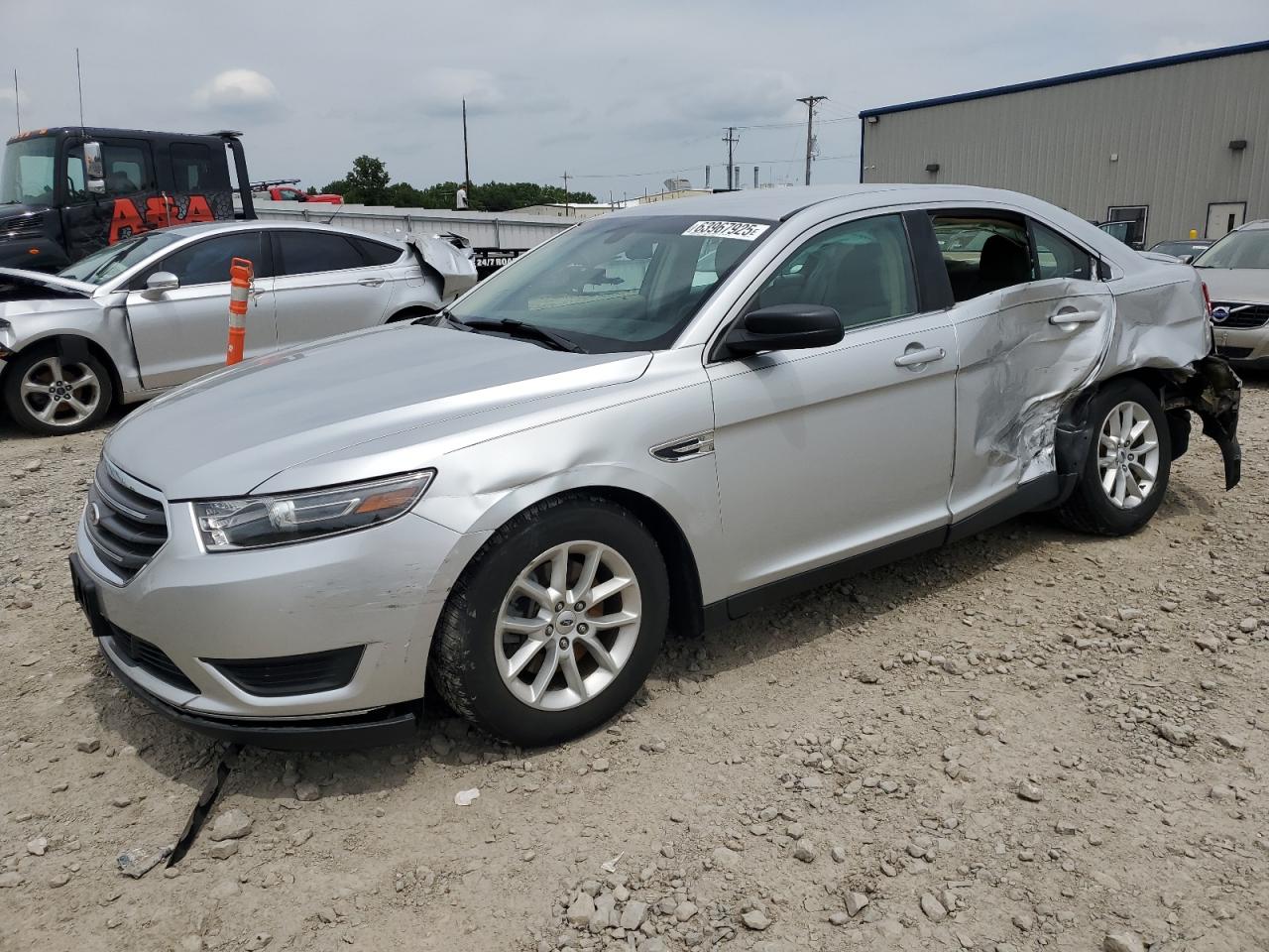 FORD TAURUS SE