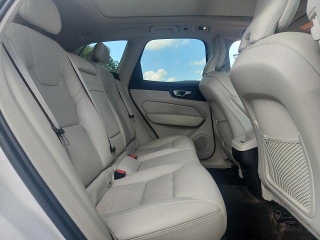 2019 VOLVO XC60 T5 MO LYV102DK2KB200699