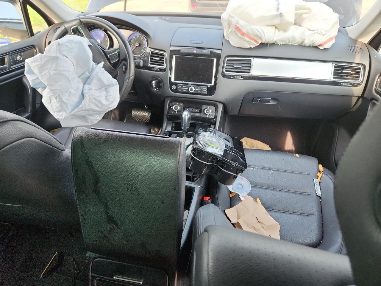 VOLKSWAGEN TOUAREG V6