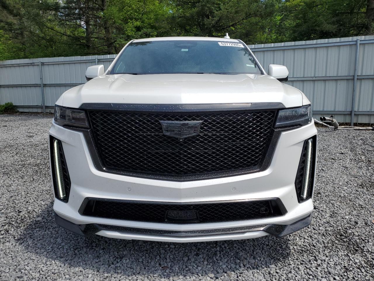 CADILLAC ESCALADE ESV SPORT