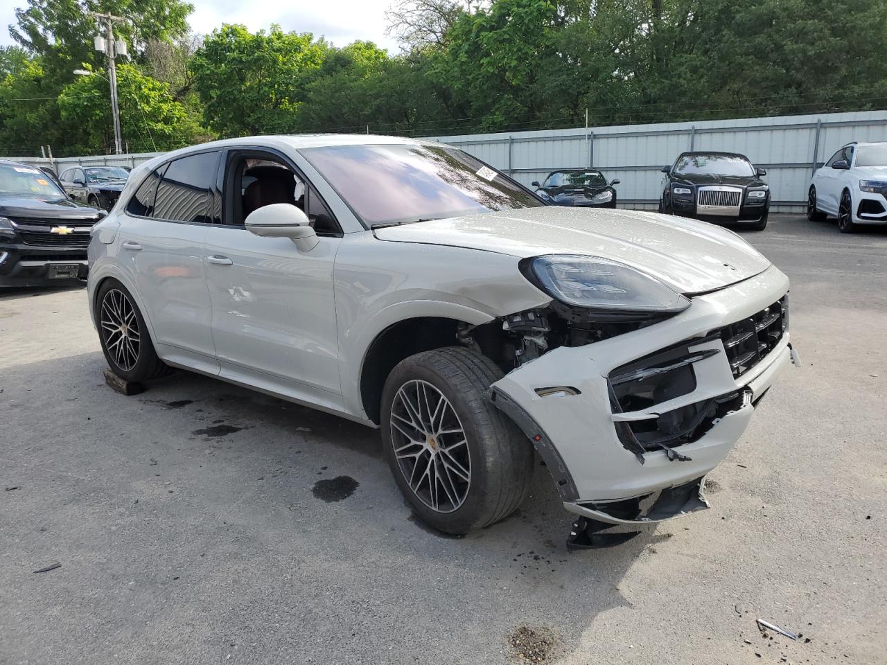 PORSCHE CAYENNE