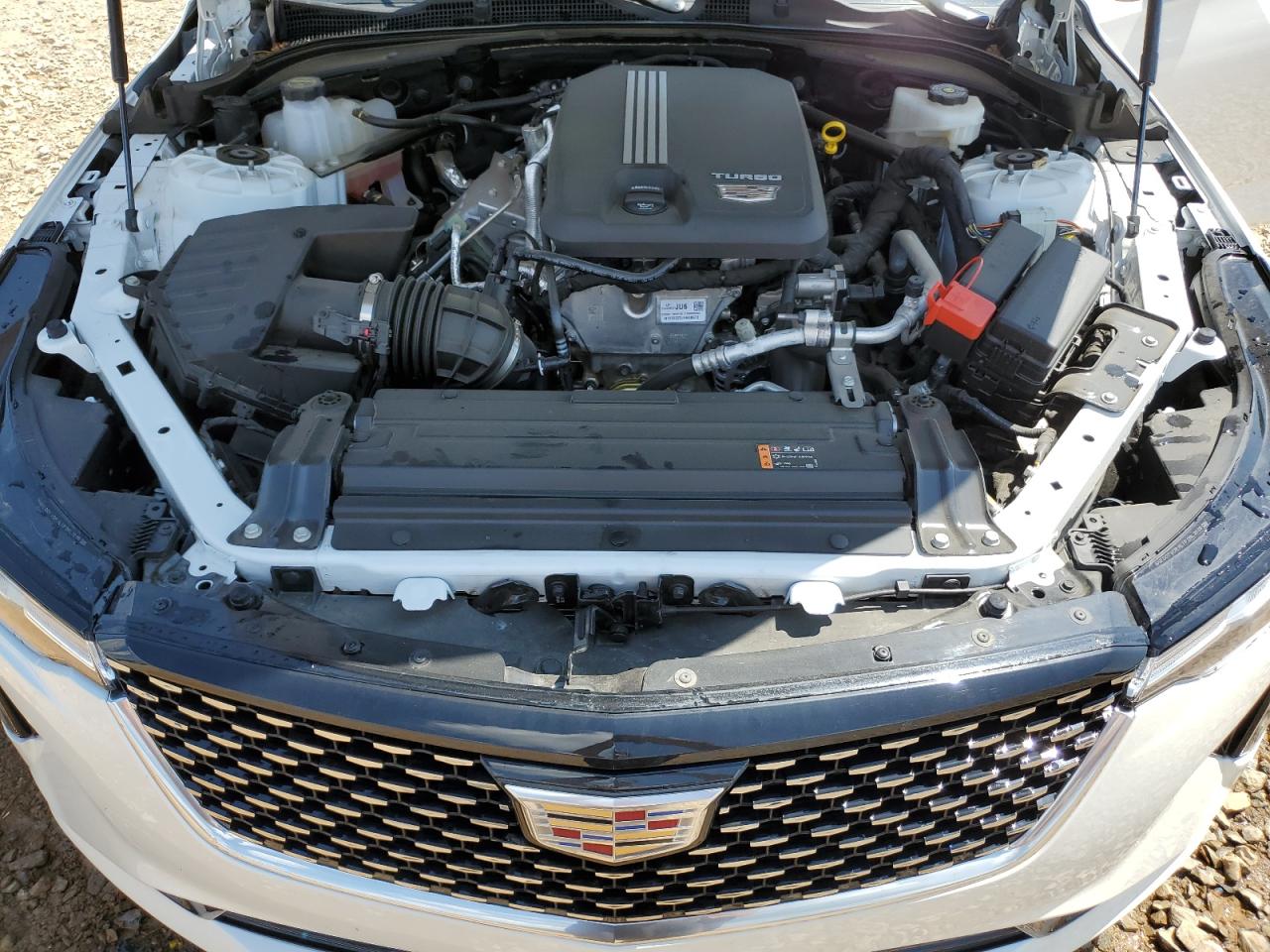 CADILLAC CT4 LUXURY +