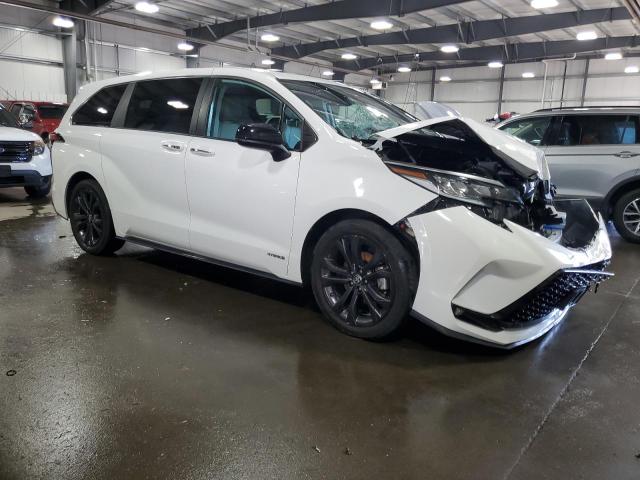 2021 TOYOTA SIENNA XSE 5TDXRKEC8MS017747