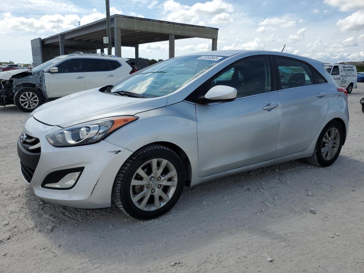HYUNDAI ELANTRA GT