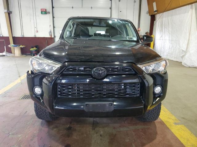 2019 TOYOTA 4RUNNER SR - JTEBU5JR8K5632799