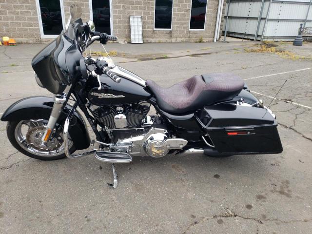 2010 HARLEY-DAVIDSON FLHX 1HD1KB412AB651311