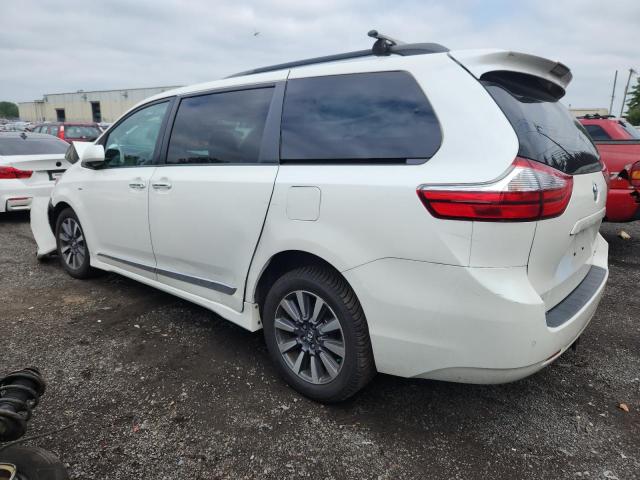 2018 TOYOTA SIENNA XLE - 5TDDZ3DC6JS194075