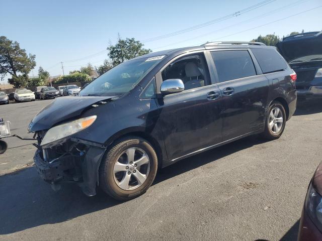 TOYOTA SIENNA LE 2015 black  gas 5TDKK3DC6FS604568 photo #1