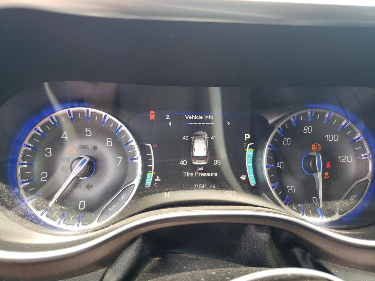 CHRYSLER PACIFICA TOURING L PLUS